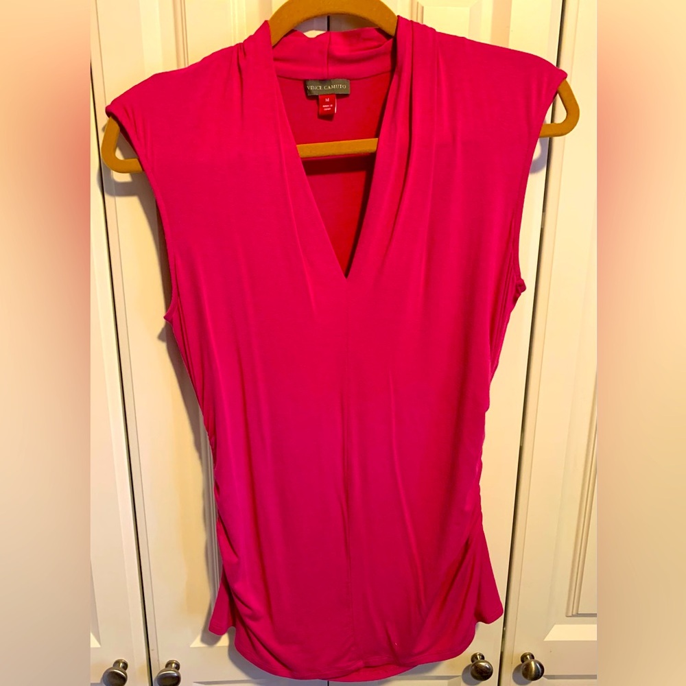 Vince Camuto Fushia Tank Size M